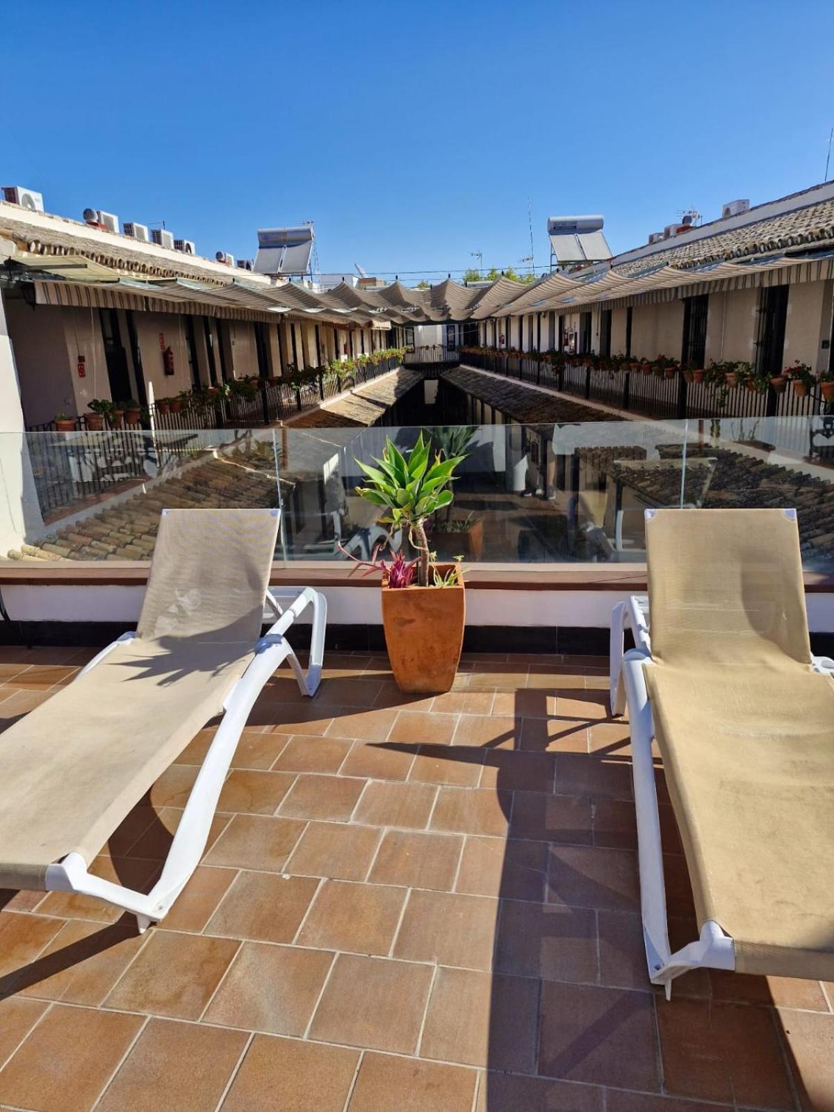 Апартаменты Patio Cartuja Севилья Экстерьер фото